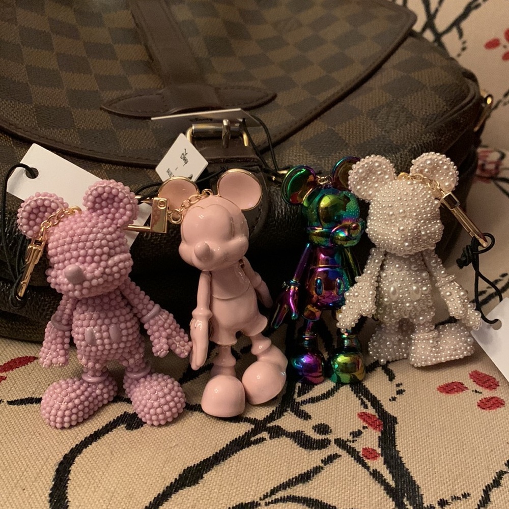 Gorgeous Disney X BaubleBar Bag Charms you choose one🥳🥳❌❌ - Picture 4 of 4